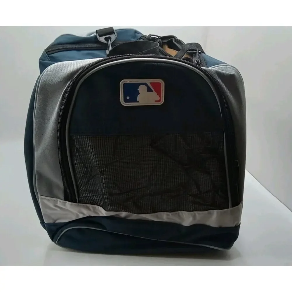 Y2K 2010 New York Yankees MLB Embroidered Logo Duffel Bag 18